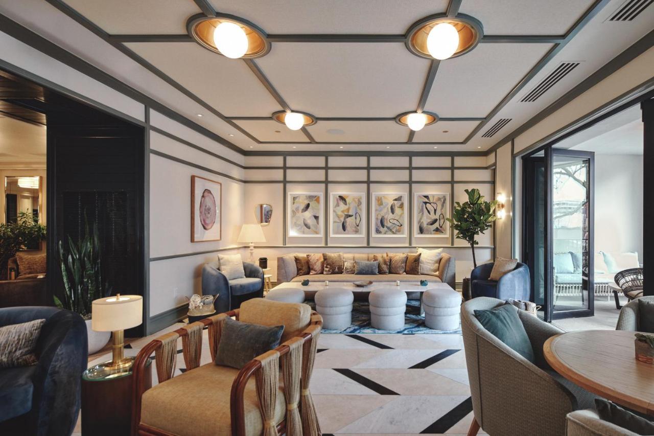 Clayton Hotel & Members Club DEN Екстериор снимка